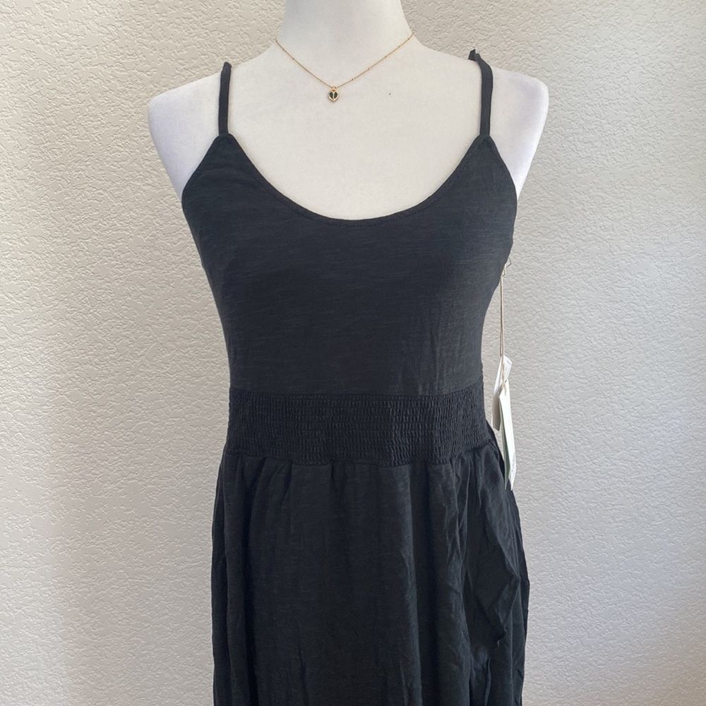COPY - ❤️Woman’s Dresses 🌸 - Picture 4 of 6